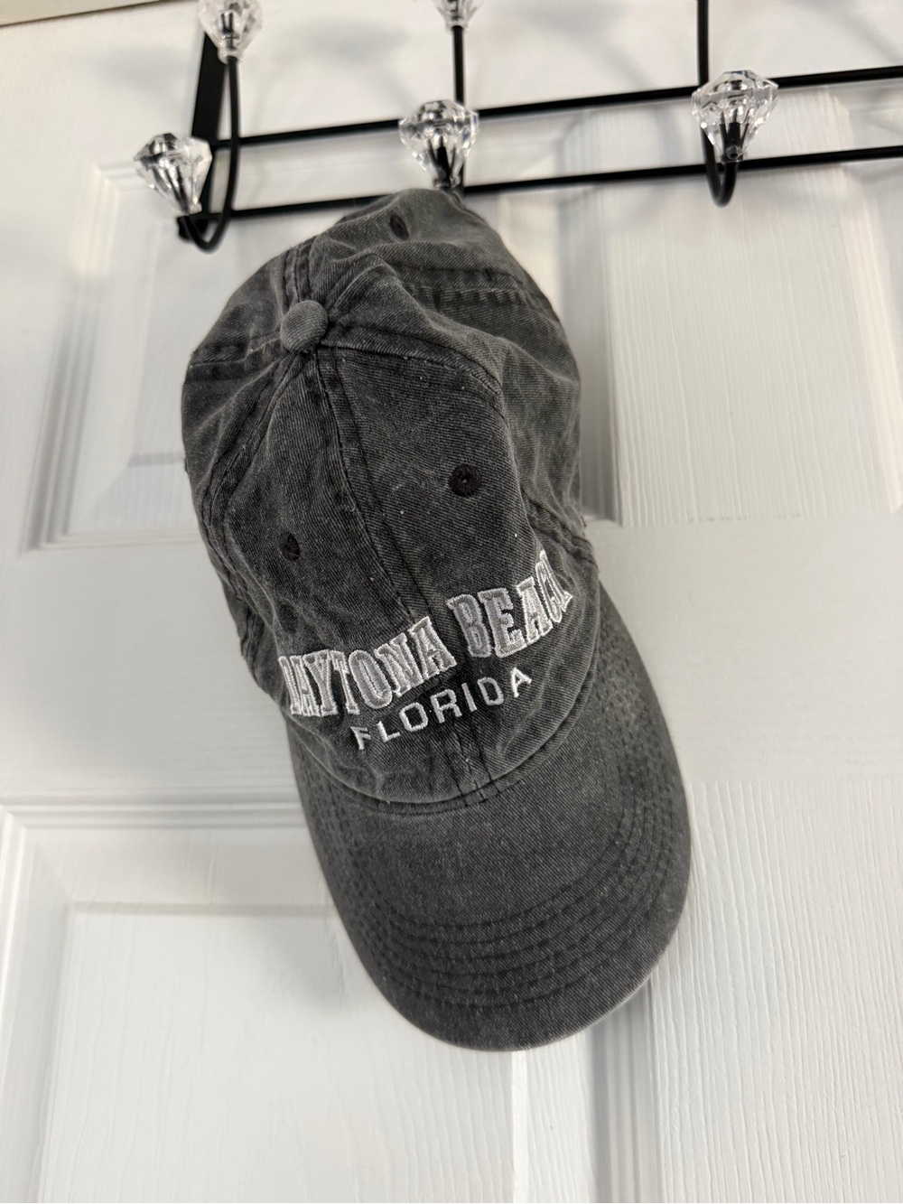 Daytona Beach Florida Embroidered Gray Baseball Cap